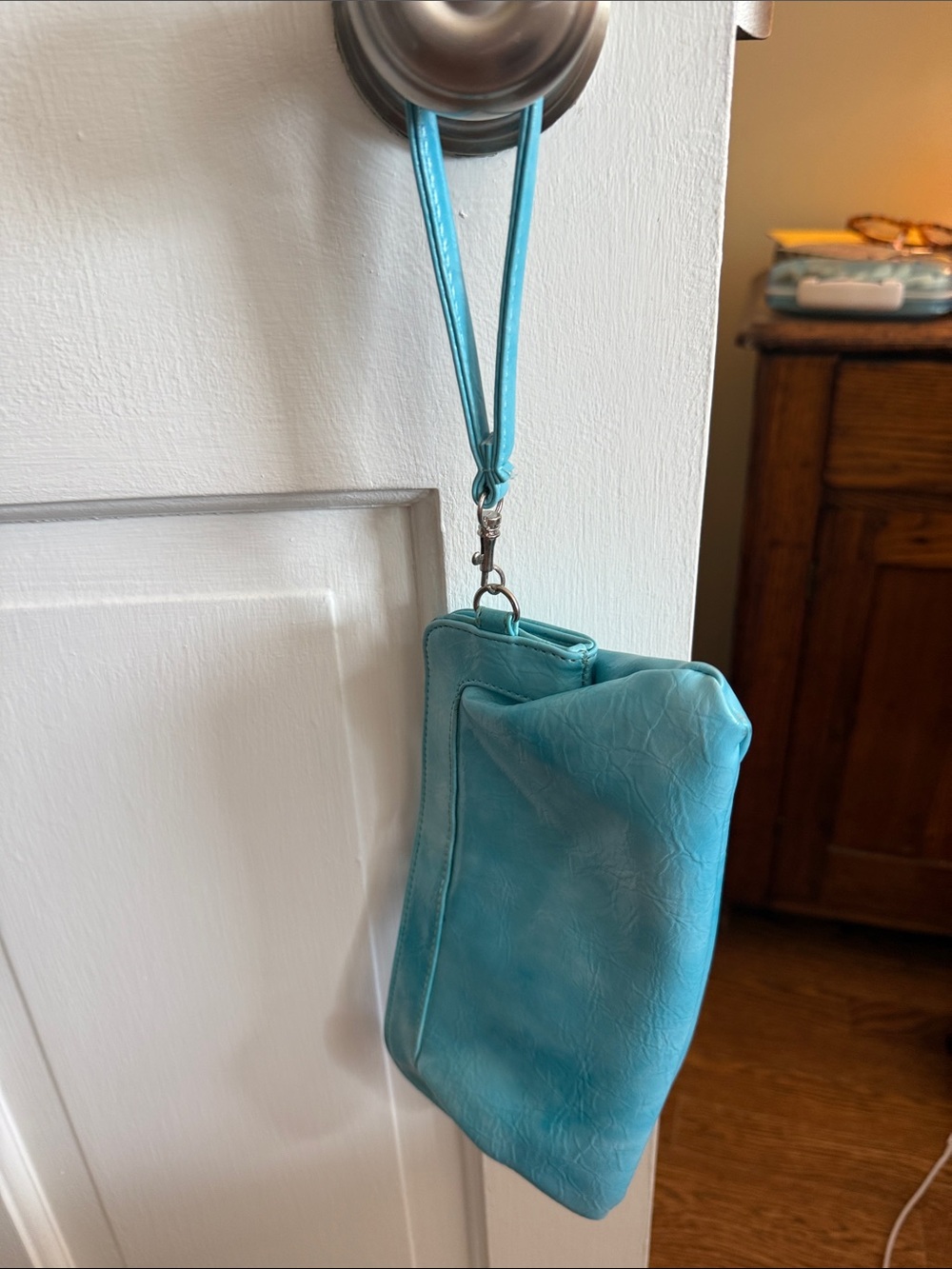 Turquoise Faux-Leather Wristlet Clutch - Sleek Everyday Carry